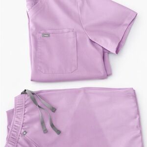 Figs Men's Scrub Set in Lilac